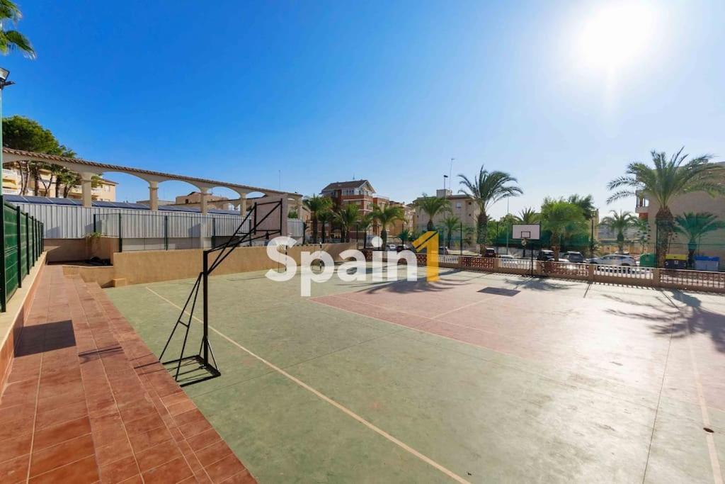 Atico En Guardamar Con 3 Habitaciones Guardamar del Segura Kültér fotó