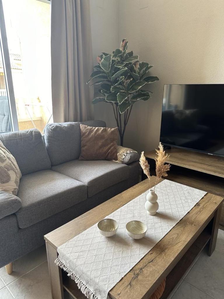 Atico En Guardamar Con 3 Habitaciones Guardamar del Segura Kültér fotó